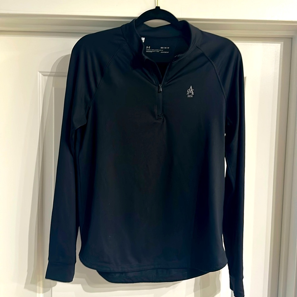 Under Armour Breathable Athletic Longsleeve, Size Medium